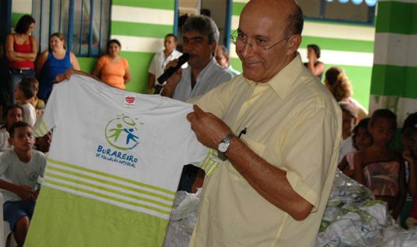 'Burareiro deu a saída para o Ensino Integral, mas é preciso comprometimento para que ele prossiga'