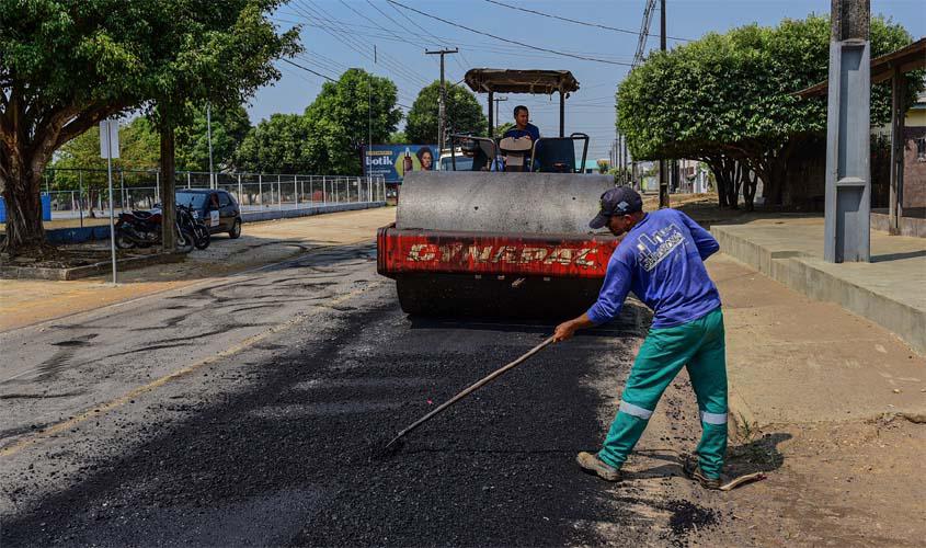 Prefeitura avança com obras de restauração de valas de esgoto no 2º distrito