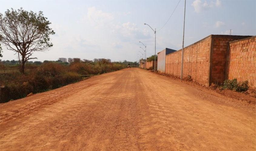 Prefeitura começa pavimentação de ruas no conjunto 22 de Dezembro