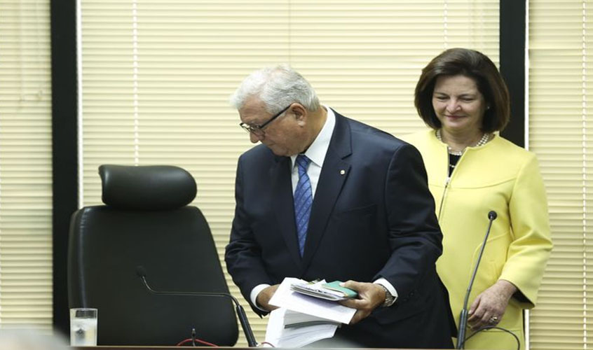 Alcides Martins assume PGR e anuncia retorno de membros da Lava Jato