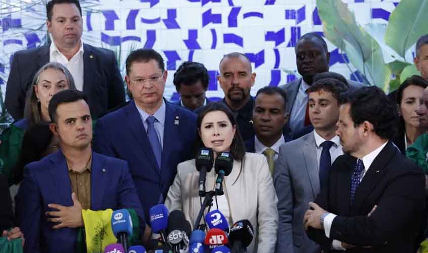 Indicação de Eduardo Bolsonaro para a liderança da Minoria segue indefinida