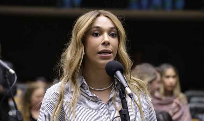 Comissão aprova fornecimento obrigatório de alimentação a empregado doméstico