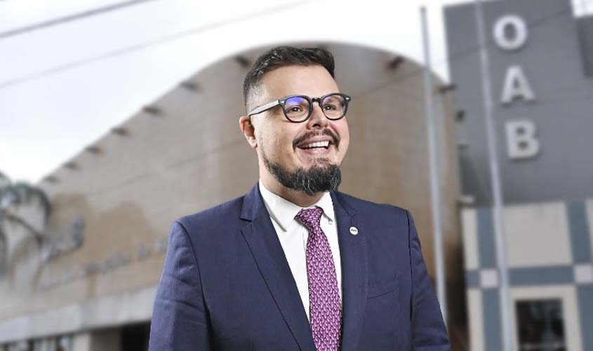 Presidente da OAB critica Moraes por tratamento diferente à defesa