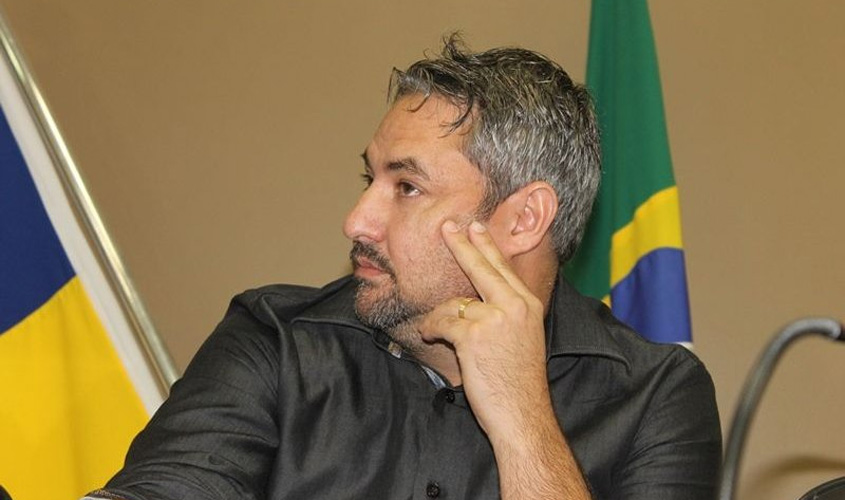 MP obtém liminar contra prefeito e secretário de Ouro Preto do Oeste por uso indevido de veículo do município