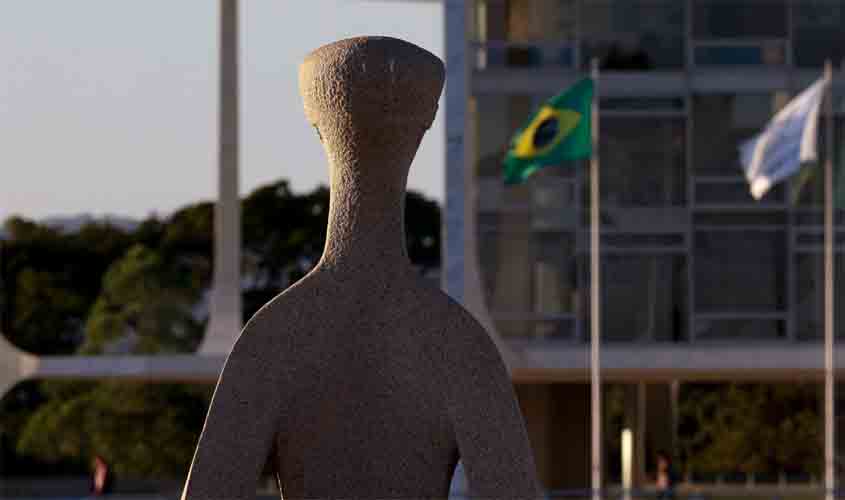 STF tem maioria para condenar mais 15 denunciados por atos antidemocráticos que rejeitaram acordo para encerrar ação