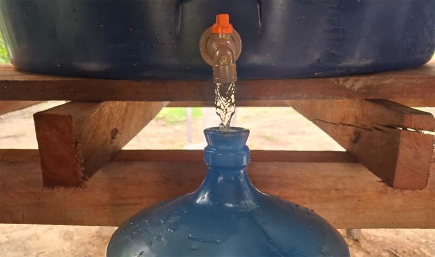 Famílias do Baixo Madeira recebem filtro de água potável