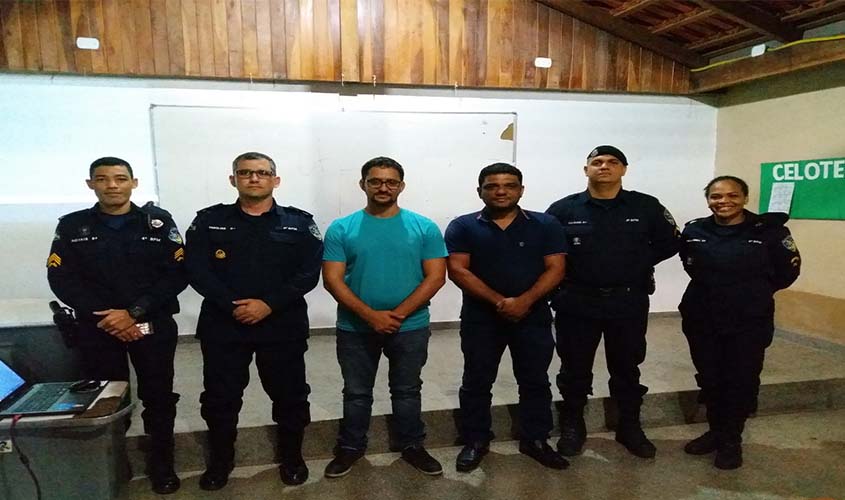 Deputado Anderson visita projeto Polícia Mirim, associações e comunidade indígena 