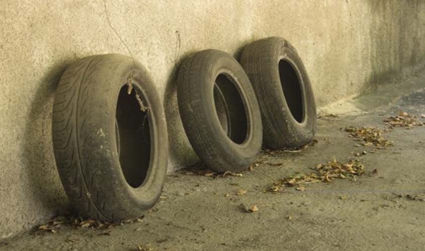 Governo sanciona lei que proíbe a queima de pneus em Rondônia