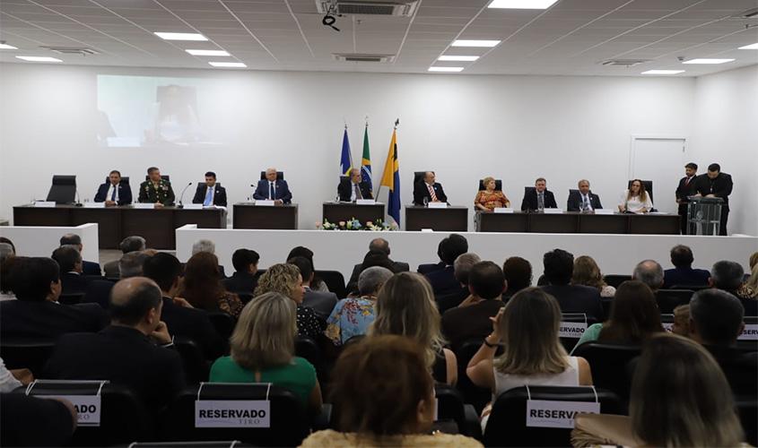 Hildon Chaves prestigia inauguração do Fórum Geral e destaca visão de modernidade