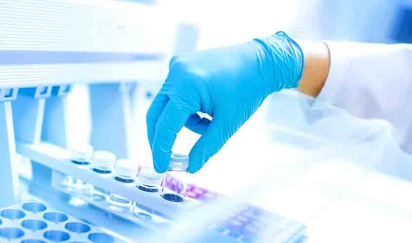 MP abre crédito extraordinário de R$ 20 bi para compra de vacinas contra a covid-19