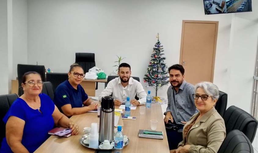 Costa Marques avança no Plano de Carreira 