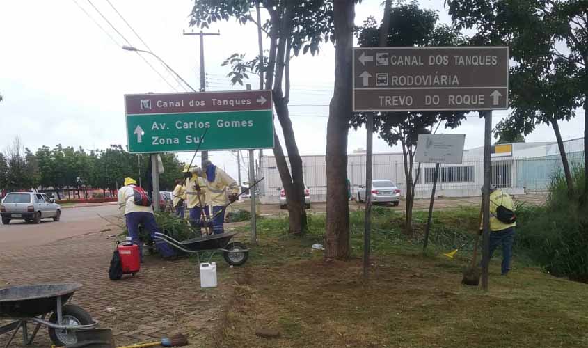 Semusb inicia limpeza novo trecho do Canal dos Tanques