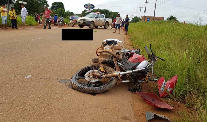 Idoso morre durante colisão frontal de motocicletas na zona leste