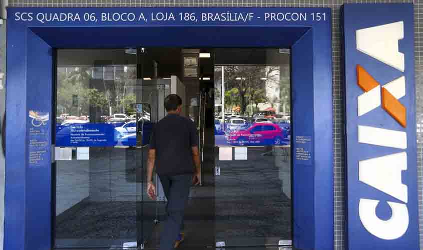 Caixa paga abono salarial para nascidos em janeiro e fevereiro