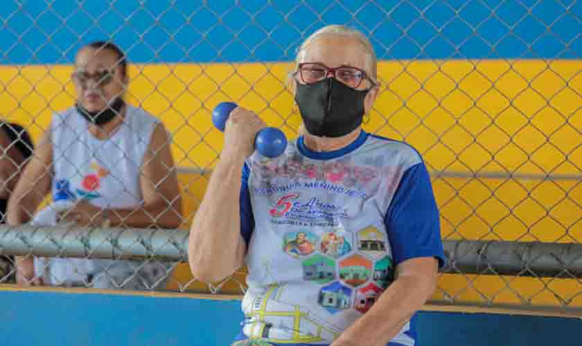 Idosos relatam experiências no projeto Viver Ativo