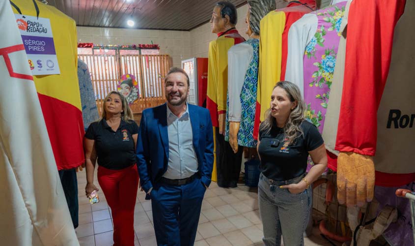 Prefeito visita a sede da Banda do Vai Quem Quer