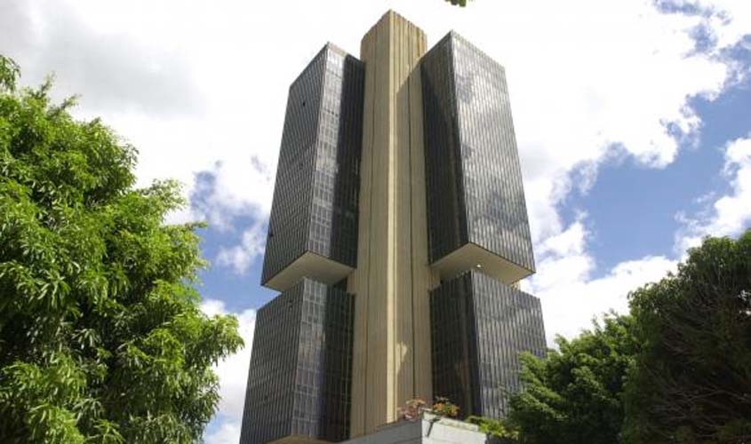 Mercado reduz de 3,84% para 3,81% estimativa da inflação para este ano