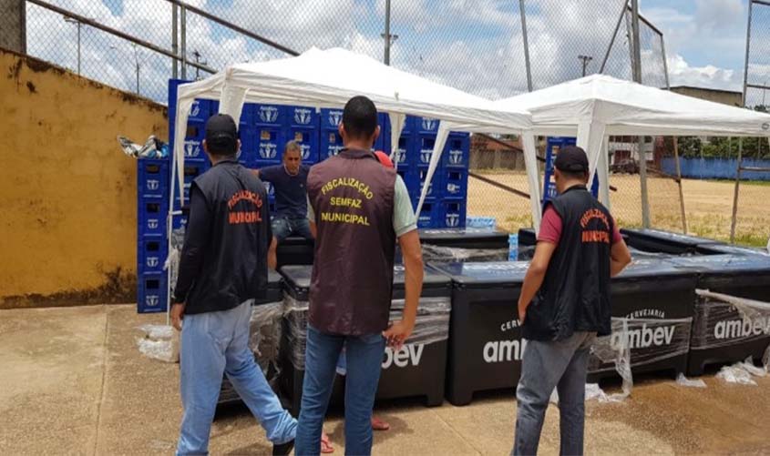 Ambulantes recebem licenças para ordenamento do Carnaval 2020