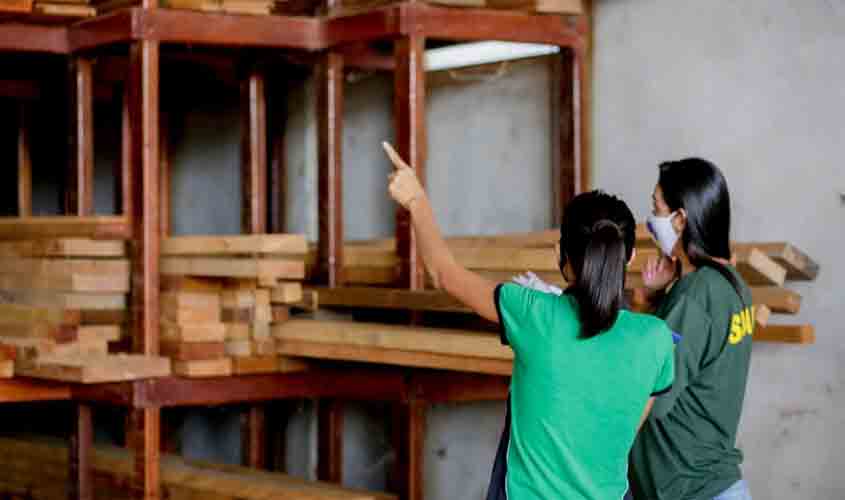 Equipes da Sedam fazem vistorias técnicas em madeireiras e liberam concessões na região da fronteira Brasil-Bolívia