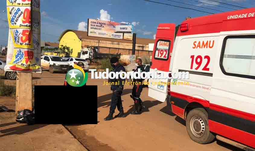 Colisão entre moto e carro deixa mãe e filho lesionados na capital