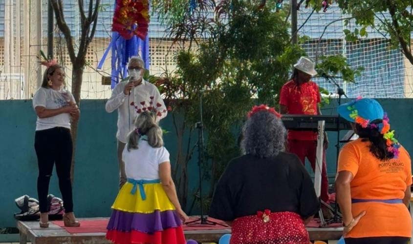 Centro de Convivência do Idoso reabre as atividades 2024 com baile de carnaval