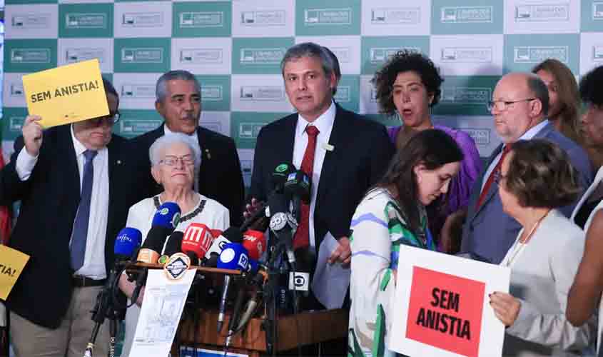 Aliados do governo defendem devido processo legal a golpistas