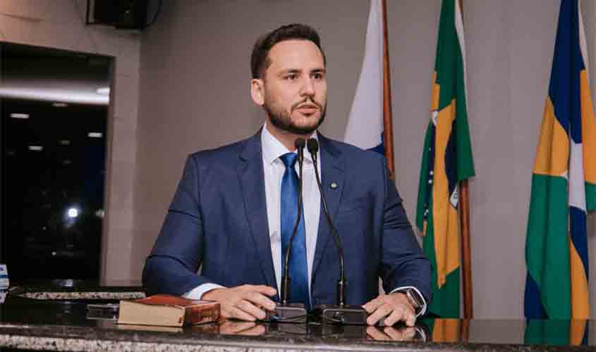 Prefeito Affonso Cândido participa da abertura do ano legislativo