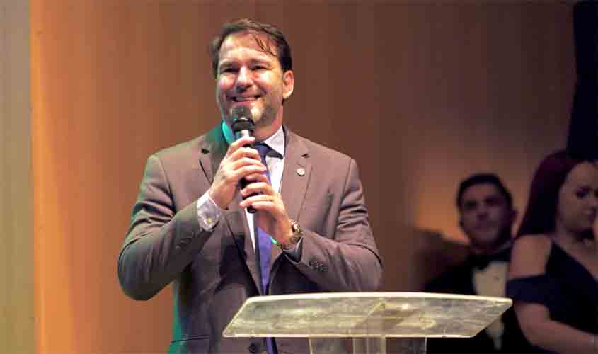 Presidente Alex Redano prestigia posse da nova diretoria da OAB Rondônia