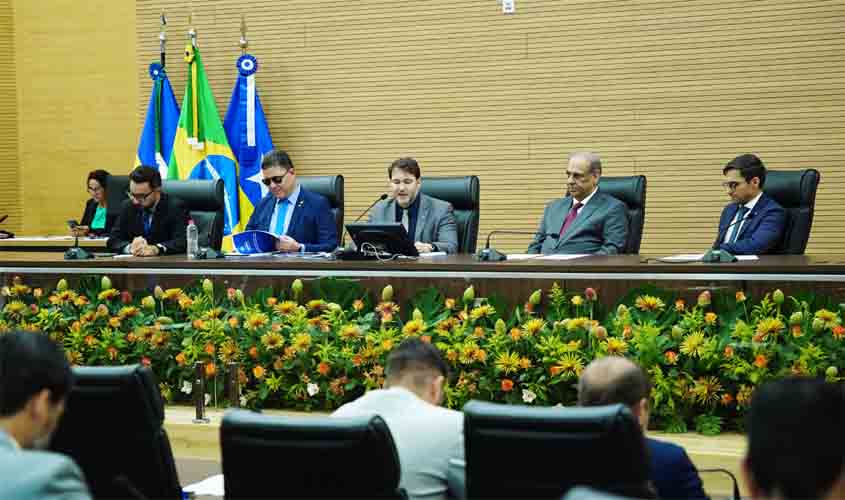 Assembleia Legislativa de Rondônia abre ano legislativo e destaca harmonia e união entre os poderes