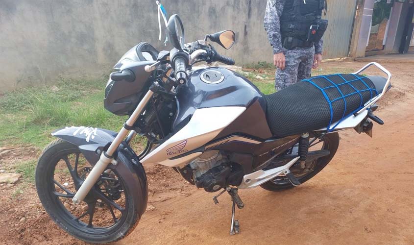 Menor tenta fugir do Patamo, cai de moto e é apreendido