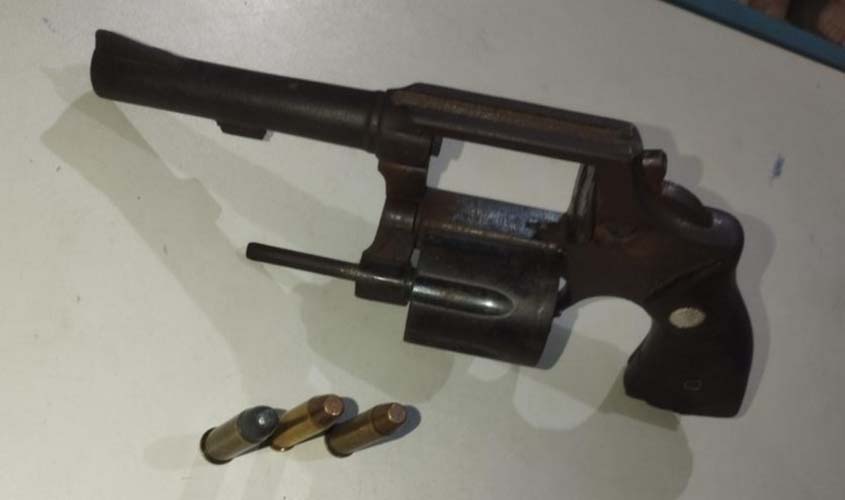 Força Tática prende suspeito após disparos