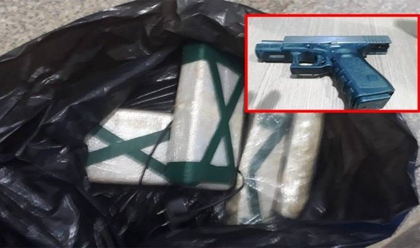 Motorista é preso, tentando sair de Rondônia com cocaína e arma em tanque de carro