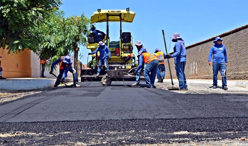 Rogério Golfetto solicita a conclusão da pavimentação asfáltica do Setor 22