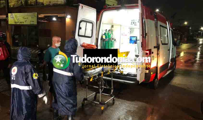 Colisão entre moto e carro deixa motoboy com lesões graves 