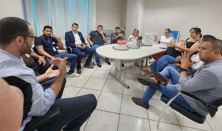 Promotoria da Saúde promove reuniões com SEMUSA, SEMUSB e PGM para ajustar fluxo de trabalho do combate à dengue