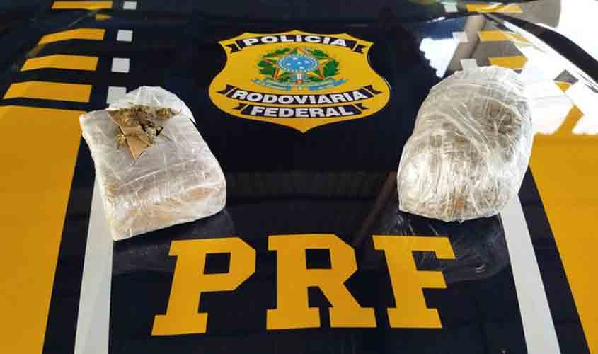 Polícia Rodoviária Federal apreende maconha sendo transportada em ônibus