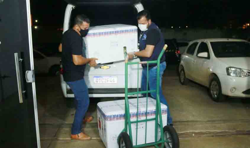 Mais 4.608 doses de vacinas contra covid-19 são entregues pelo Governo do Estado à Regional de Saúde