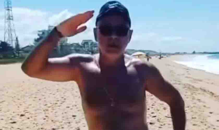 Queiroz provoca vereador bolsonarista Gabriel Monteiro: 'PM nutella'