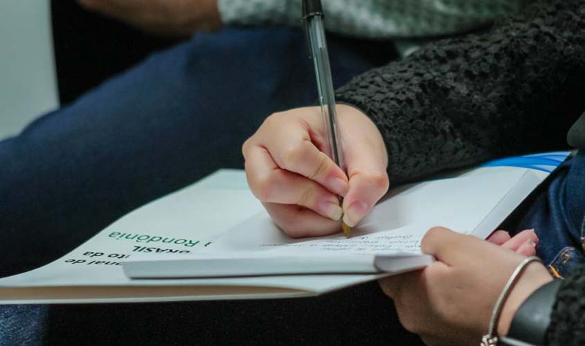 Governo de Rondônia abre processo seletivo para contratação temporária de médicos