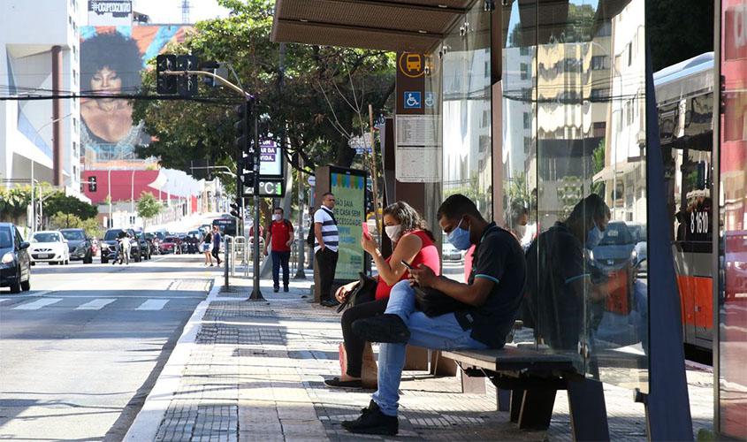 Deputados aprovam uso obrigatório de máscara em locais públicos