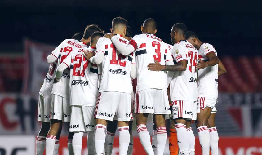 Prognósticos de futebol dão boas chances de títulos local e continental para o São Paulo esta temporada