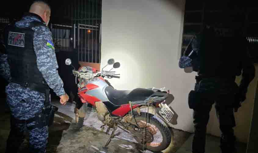 PM recupera motocicleta roubada em menos de 30 minutos e identifica suspeitos