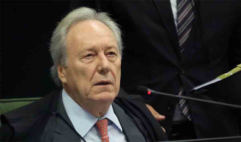 Lewandowski nega habeas corpus a secretária do Ministério da Saúde