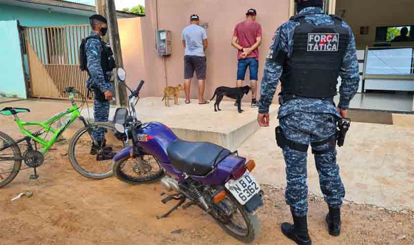 PM apreende motocicleta clonada, em Ji-Paraná