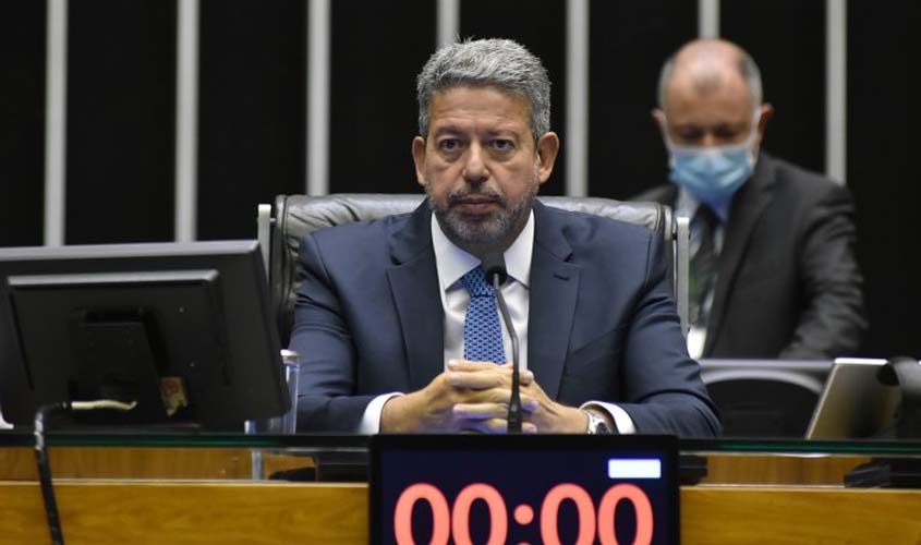 Lira anuncia para a próxima terça-feira a votação de projeto que desonera tarifas de energia