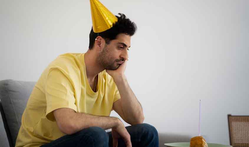 Por que ficamos tristes na véspera do aniversário?
