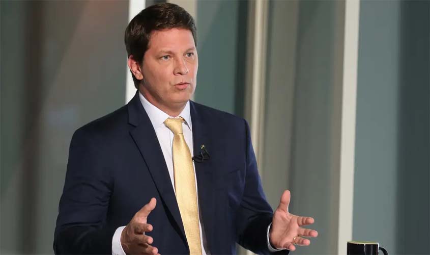 STF não localiza Mário Frias em caso sobre filme de Bolsonaro