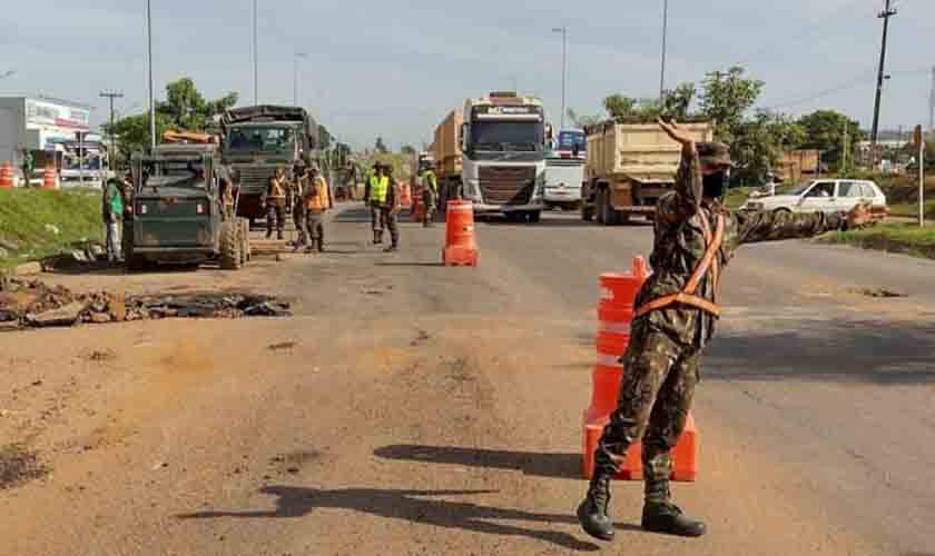 Lucio Mosquini destaca obras na BR 364, e disse que construção das marginais no setor 08 logo será realidade