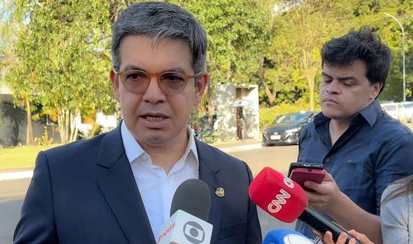 Randolfe: governo prepara MP para evitar impacto no valor da conta de energia