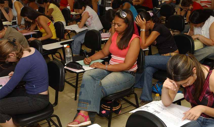 Canditados na lista de espera do ProUni devem comprovar informações